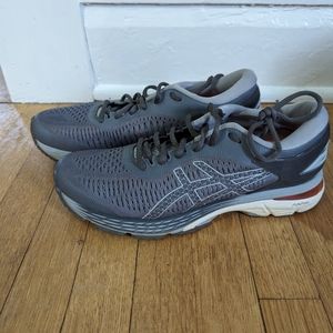Women's Asics gel kayano 25 sz 9